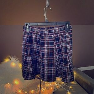 Forever 21 plaid pleated skirt